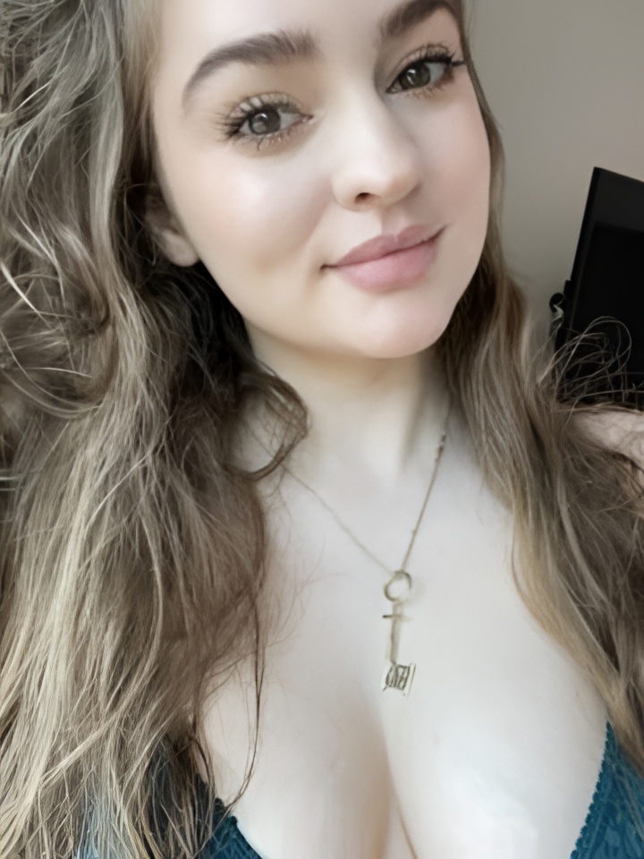 Индивидуалка Лаура, доступна для личного знакомства от 5000 руб