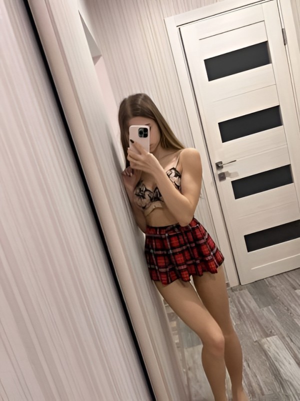 Алла привлекательная девушка из Нерюнгри цена от 10000 руб