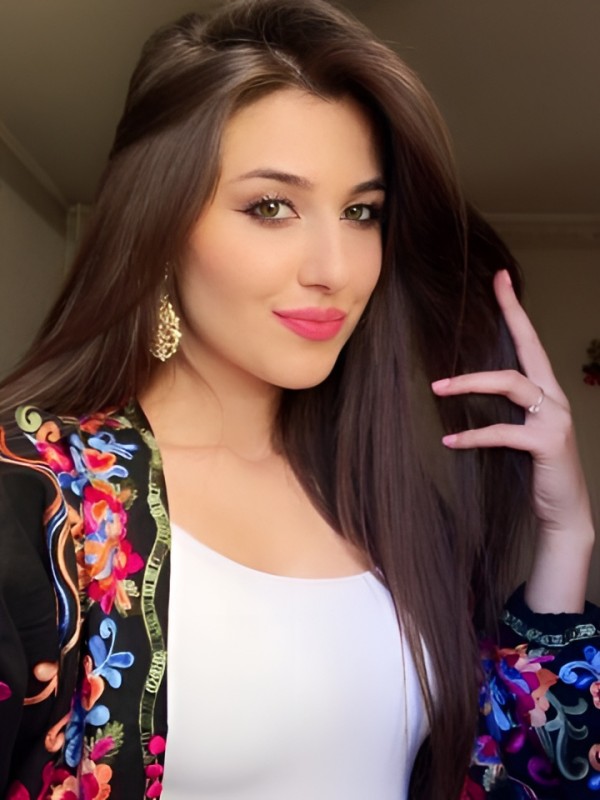 Элеонора привлекательная девушка из Нерюнгри цена от 2000 руб