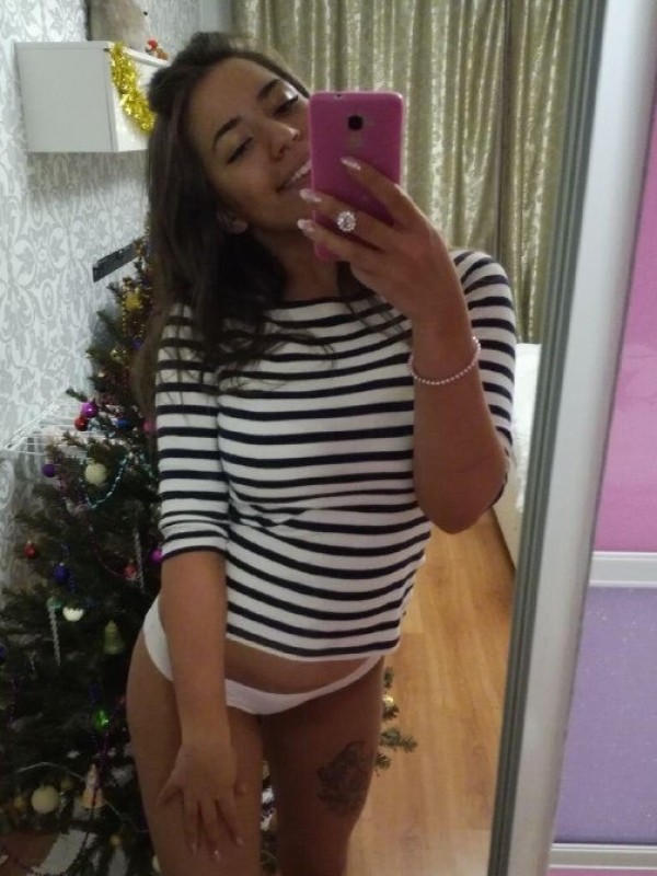 Полина привлекательная девушка из Нерюнгри цена от 3500 руб