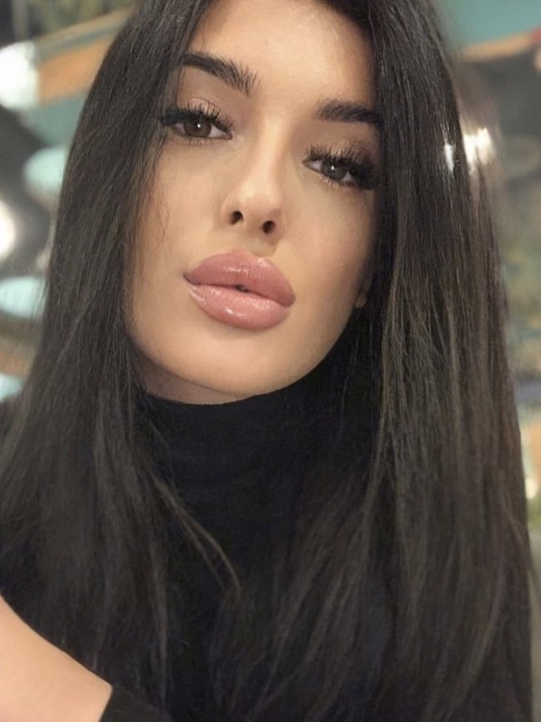 🎥 Влада привлекательная девушка из Нерюнгри цена от 6000 руб