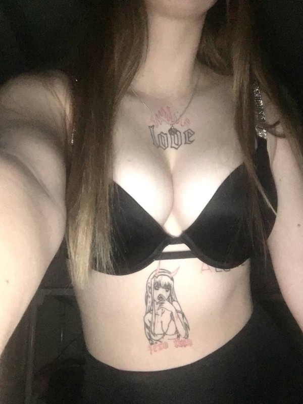 Рита привлекательная девушка из Нерюнгри цена от 3000 руб