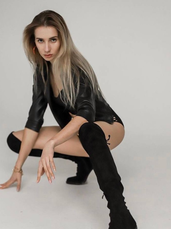 🎥 Антонина привлекательная девушка из Нерюнгри цена от 3000 руб